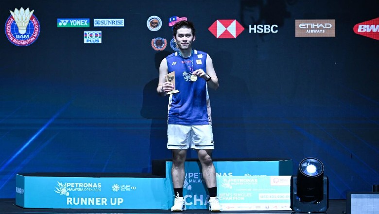 Kunlavut Vitidsarn claims Malaysia Open 2026 title after Shi Yuqi retired through injury - Ảnh 2